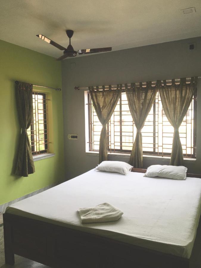 Whispering Woods Inn Bolpur Ngoại thất bức ảnh