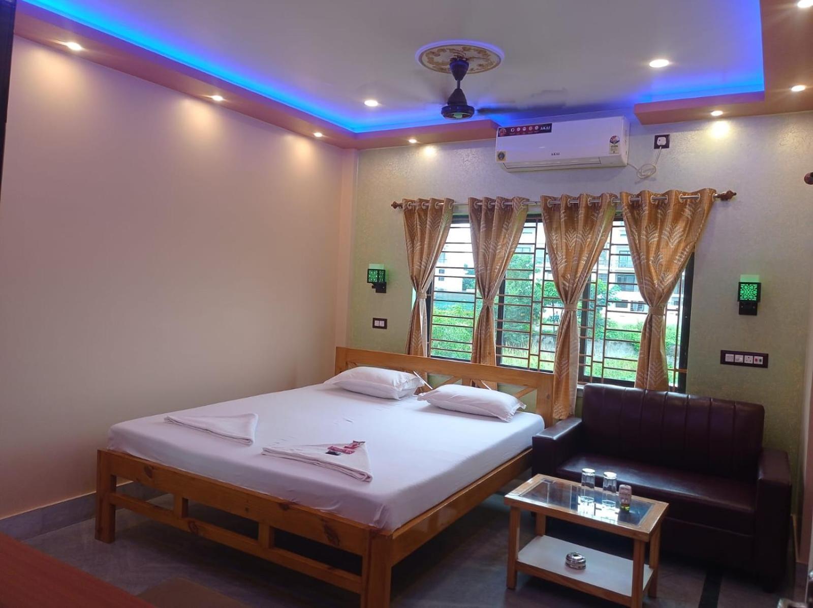 Whispering Woods Inn Bolpur Ngoại thất bức ảnh